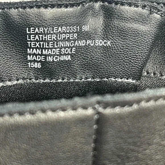 Steve Madden Leary Black Leather Tall Lug Sole Boots Size 9M - Picture 12 of 12